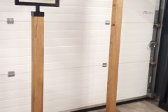 display-post-signs